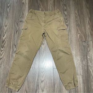 UNIQLO Jogger Pants Size Medium